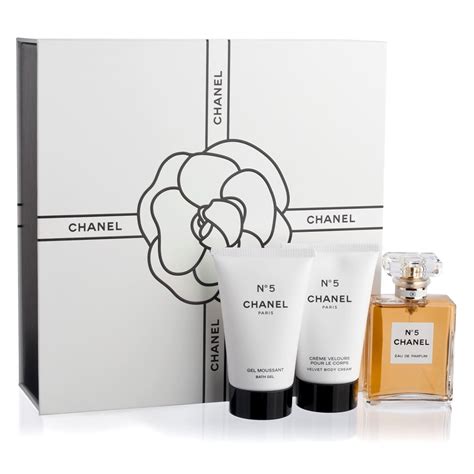 chanel confezione|Chanel perfume gift sets.